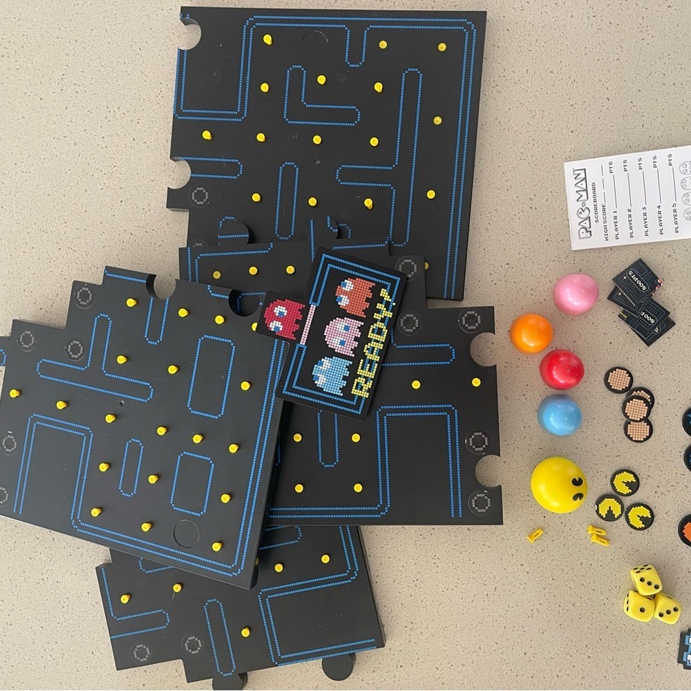 Pac-Man The Board Game - Picture 5 of 6